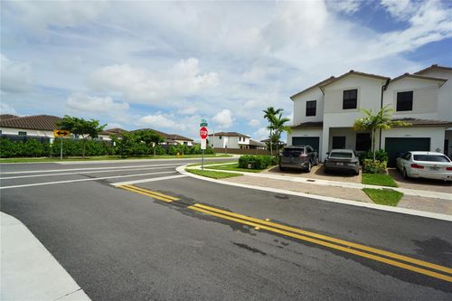 23010-23010 Sw 128th Pl, Goulds, FL, 33170-2954 | Card Image