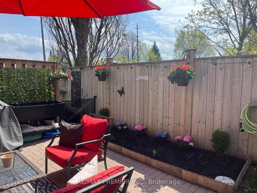 127-8351 Mclaughlin Rd, Brampton, ON, L6Y4H8 | Card Image