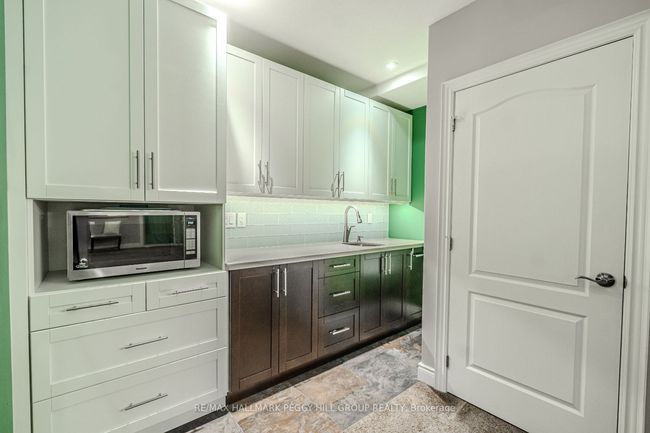 5 Munro Crt, House other with 4 bedrooms, 4 bathrooms and 9 parking in Minesing ON | Image 17