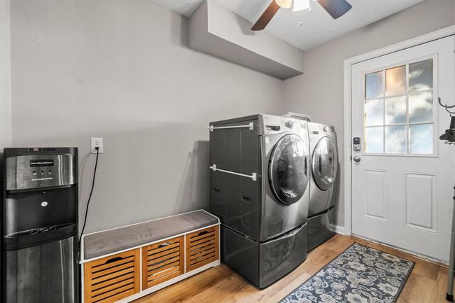 laundry/mud room | Image 15