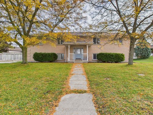 403 Highland Dr, Huron, ON, N0G2W0 | Card Image