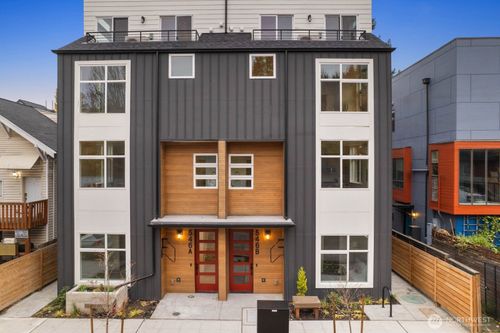 d-548 S Cloverdale St, Seattle, WA, 98108-4526 | Card Image