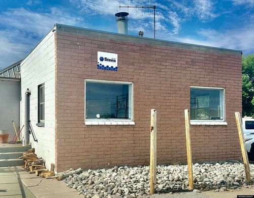 714 Coburn Ave, Worland, WY, 82401-3315 | Card Image