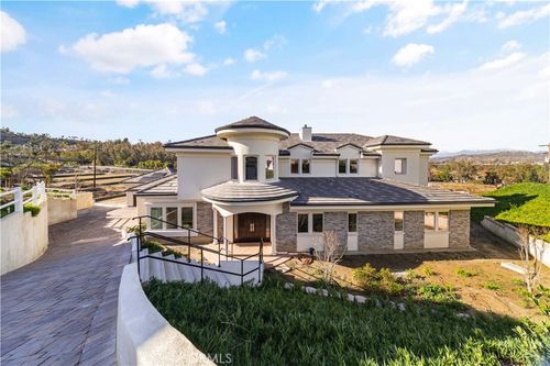 1538 Jade St, Santa Ana, CA, 92705 | Card Image
