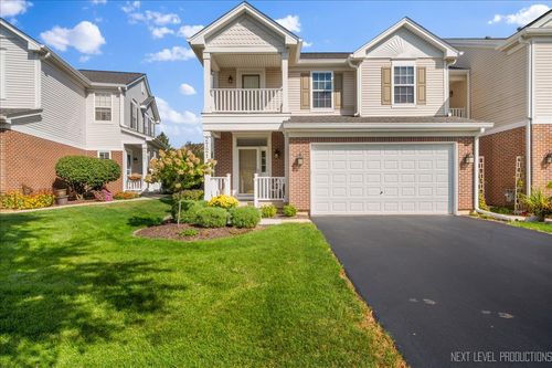 2721 Lorraine Cir, Geneva, IL, 60134-4406 | Card Image