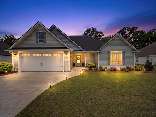 4029 Landings Cir, Hahira, GA, 31632-6301 | Card Image