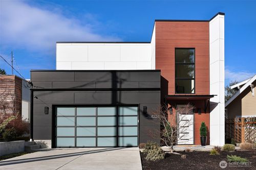 4224 Ne 124th St, Seattle, WA, 98125-5925 | Card Image