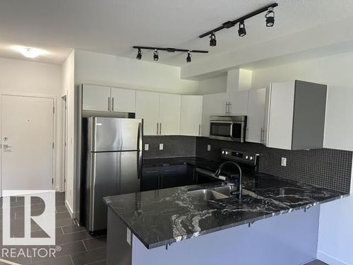 402-10611 117 St Nw, Edmonton, AB, T5H0G6 | Card Image