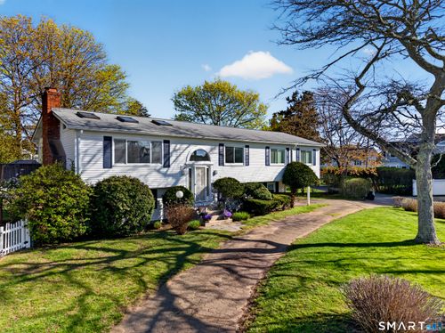 100 2nd Ave, Westbrook, CT, 06498-2025 | Card Image