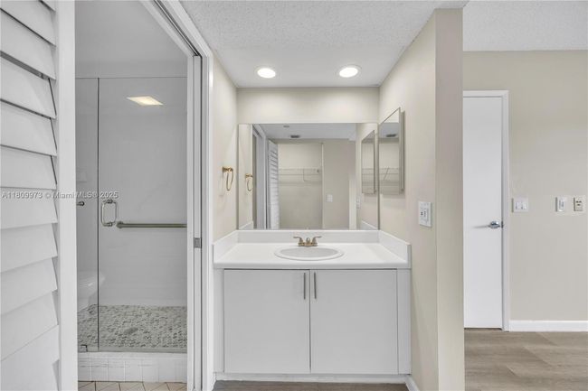 APT-403C - 12551 Sw 16 Th Ct, Condo with 2 bedrooms, 2 bathrooms and null parking in Pembroke Pines FL | Image 17
