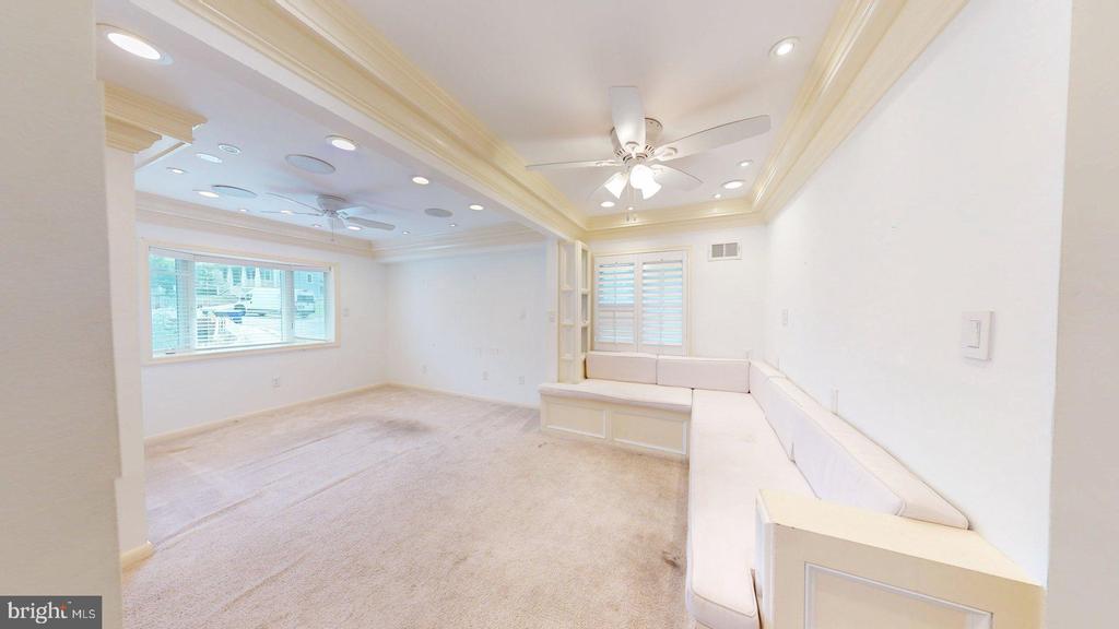 Residential Lease in ARLINGTON 4
