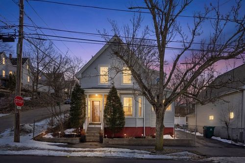 81 Glenwood St, Lynn, MA, 01902-1404 | Card Image