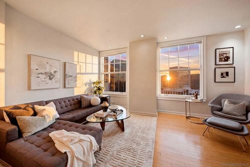 509-702 Ash St, San Diego, CA, 92101 | Card Image