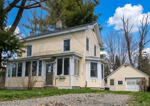 8 Wisner Trl, Warwick, NY, 10990-3423 | Card Image