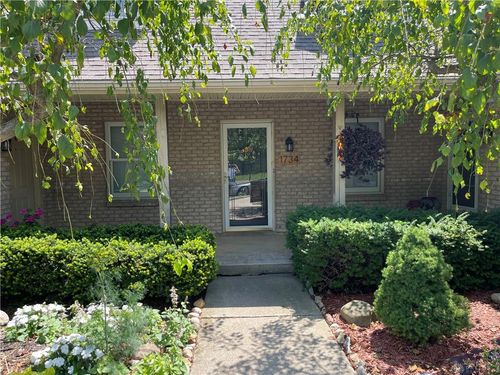 1734 Washington Landing Dr, Eaton, OH, 45320 | Card Image