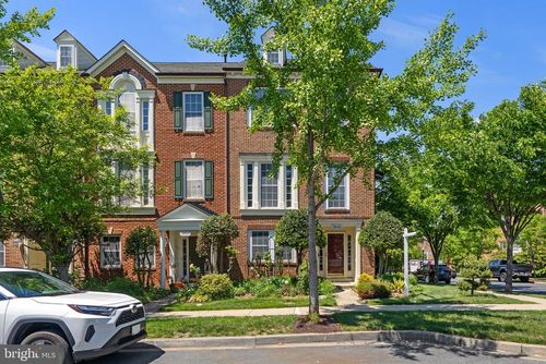 3936 Shawfield Ln, FREDERICK, MD, 21704-7905 | Card Image