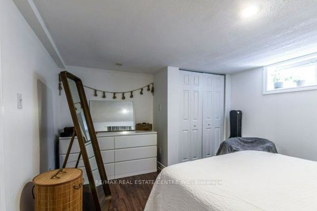 123 Krug St, Home with 5 bedrooms, 3 bathrooms and 3 parking in Kitchener ON | Image 20