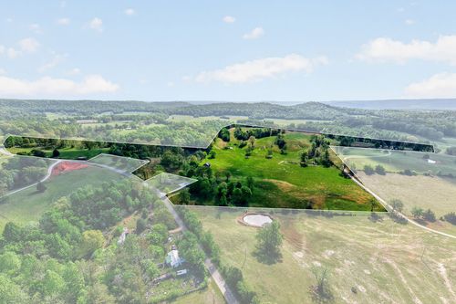 515 Jericho Rd, Quebeck, TN, 38579-2030 | Card Image