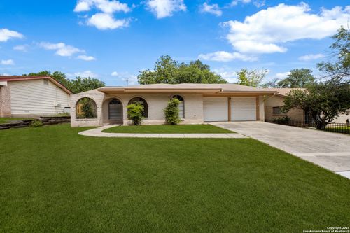 3627 Mapleton St, San Antonio, TX, 78230-2313 | Card Image