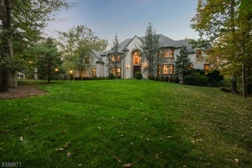 40 High Oaks Dr, Watchung, NJ, 07069-5407 | Card Image