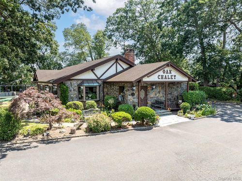 1940 Bellmore Ave, North Bellmore, NY, 11710-5641 | Card Image
