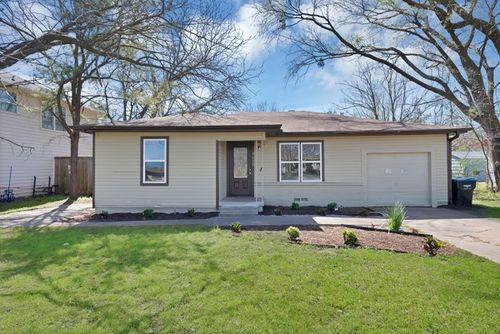 3005 Maple Ave, Greenville, TX, 75402-8934 | Card Image