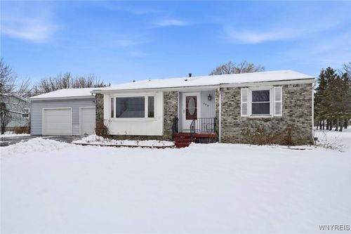 300 Westwood Rd, Lancaster, NY, 14086-9541 | Card Image