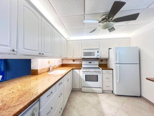 apt-303-2615 Ne 1st Ct, Boynton Beach, FL, 33435-2010 | Card Image