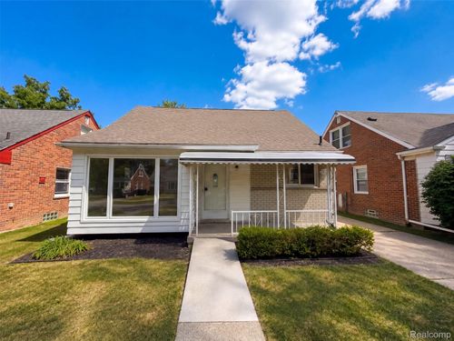 9608 Lenore, Redford, MI, 48239-1687 | Card Image