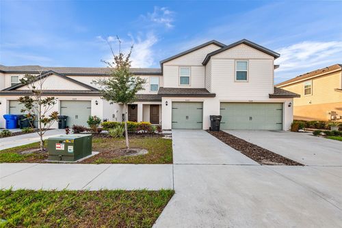 5327 New Friendship Pl, TAMPA, FL, 33619-9652 | Card Image