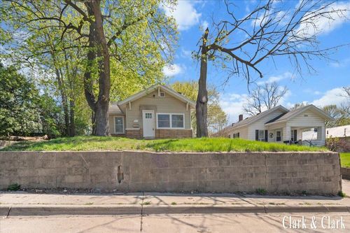 312 King Aly, Ionia, MI, 48846 | Card Image