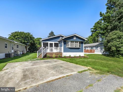 21680 F St, REHOBOTH BEACH, DE, 19971-8424 | Card Image