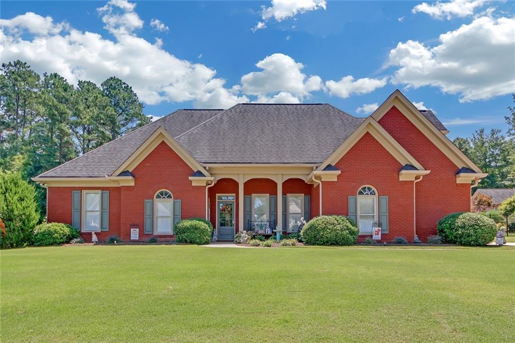Mildred Ln, Loganville, GA 30052