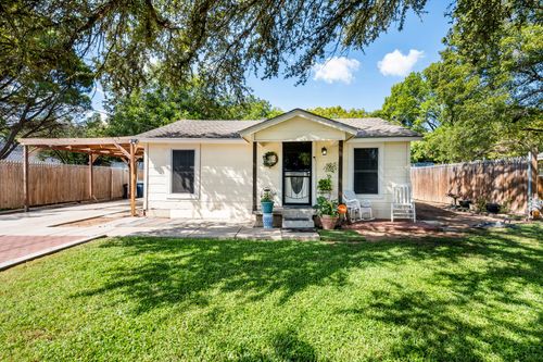 313 Byron St, Fort Worth, TX, 76114-3816 | Card Image