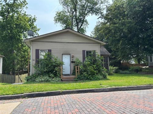 202 Wabash Ave, Belleville, IL, 62220-3840 | Card Image