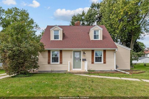 740 Newbury Street, Ripon, WI, 54071 | Card Image