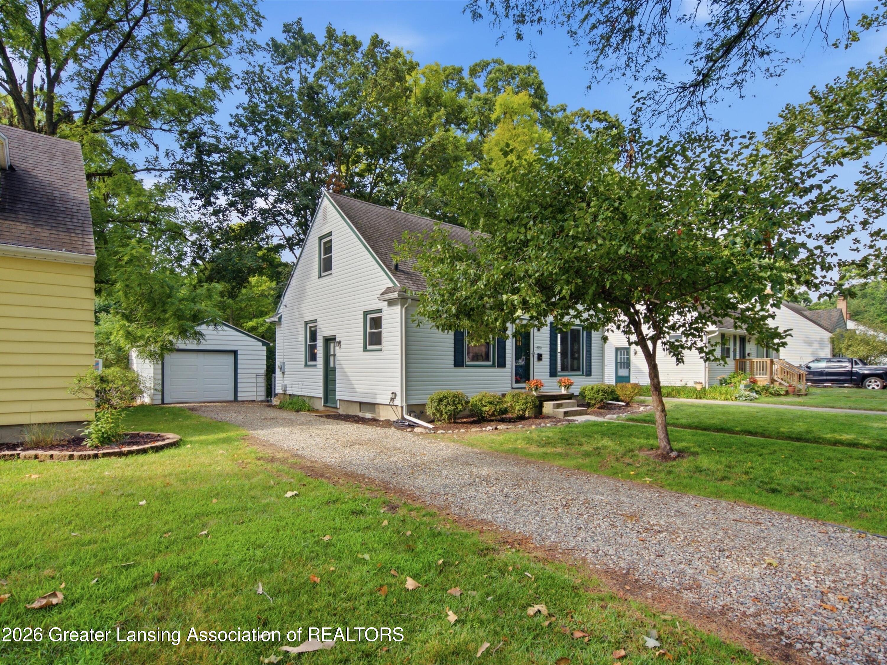 Residential in Lansing 5
