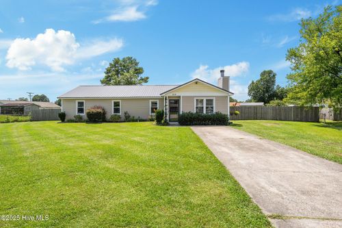 213 Ashwood Ct, Havelock, NC, 28532-3212 | Card Image