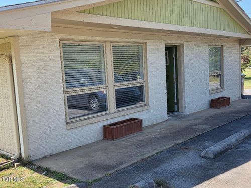 2600 State Line Rd, Elizabethton, TN, 37643-7204 | Card Image