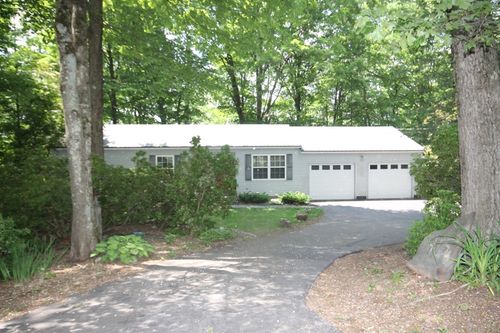 415 Montague Rd, Sunderland, MA, 01375-9498 | Card Image