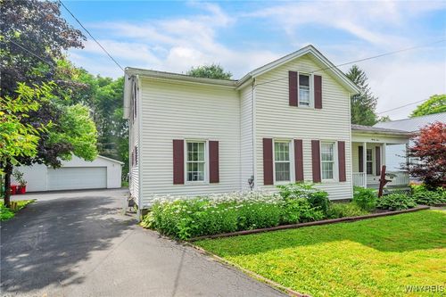 94 Exchange St, Attica, NY, 14011-1247 | Card Image