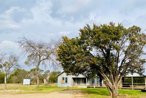 1334 County Road 3660, China Spring, TX, 76633-4546 | Card Image