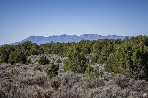 1250 W Summit Rd, Monticello, UT, 84535-7758 | Card Image