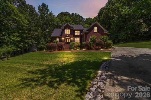280 Catawba Crest Lane, Clover, SC, 29710 | Card Image