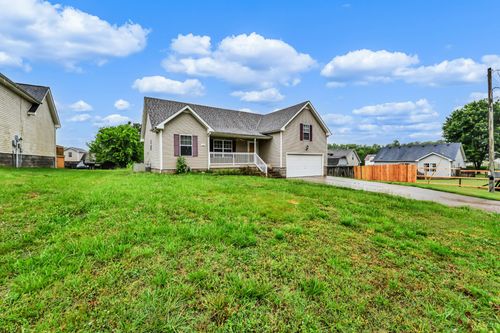 164 Kings Deer Dr, Clarksville, TN, 37042-3151 | Card Image