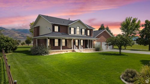 560 N 400 W, Smithfield, UT, 84335-2401 | Card Image