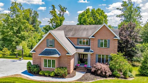 4021 Greystone Dr, Morgantown, WV, 26508-8681 | Card Image