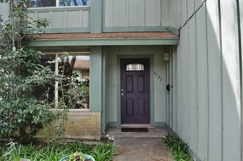 5121 Fort Clark Dr, Austin, TX, 78745-2437 | Card Image