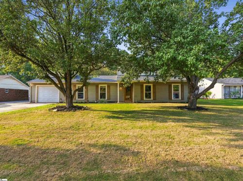 106 Clearfield Road, Greenville, SC, 29607 | Card Image