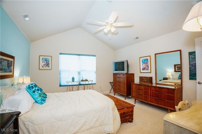 UNIT-203 - 9264 Sharrott Rd, Condo with 3 bedrooms, 2 bathrooms and null parking in Poland OH | Image 16